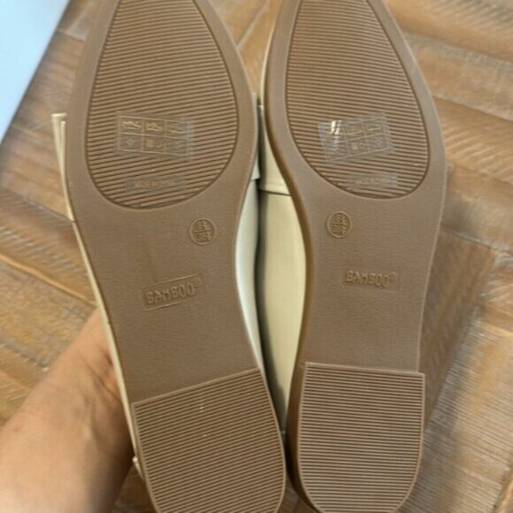 Bamboo Yuppie Slip On Faux Leather Classic Loafer Shoe With Bow in Ivory - Picture 7 of 8